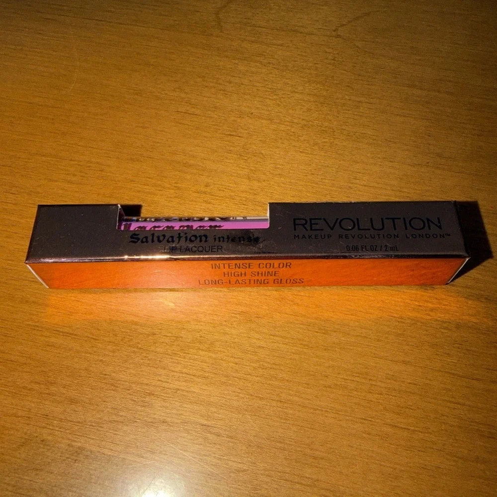 NEW Revolution Salvation Intense Lip Lacquer Gave You All My Love Pink